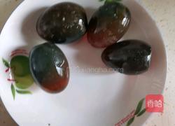 高颜值凉菜黄瓜拌皮蛋的做法图解2