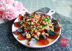 高颜值凉菜黄瓜拌皮蛋的做法图解13