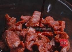 简单易做的牙签牛肉的做法图解2