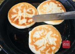 韭菜鸡蛋发面馅饼的做法图解4