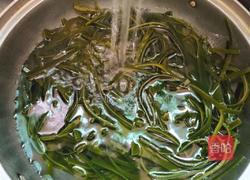 凉拌海带丝的做法图解2