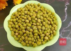 制作黄豆粉的做法图解1