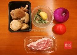 迷迭酒香烤羊腿排的做法图解1