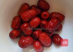 黑米红枣粥的做法图解2