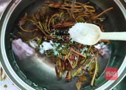 香椿炒蛋的做法图解3