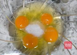 纸杯蛋糕的做法图解1