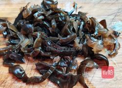 木耳虾皮蛋花汤的做法图解3