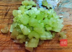 木耳虾皮蛋花汤的做法图解4