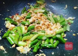 芦笋炒鸡蛋的做法图解15