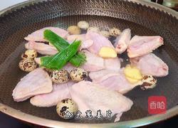 可乐鸡翅炖鹌鹑蛋的做法图解4