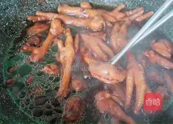 Braised Duck Gizzards and Chicken Feet Recipe Illustration 7