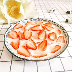 草莓苹果奶昔的做法[图]