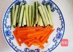 生菜鸡肉卷的做法图解1