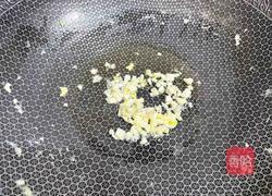 金针菇炒鸡蛋的做法图解7