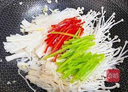 金针菇炒鸡蛋的做法图解8