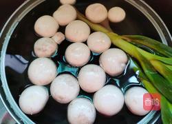 葱香口蘑的做法图解2