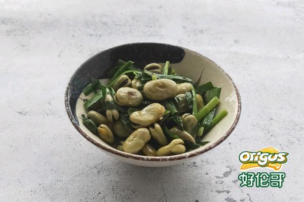 韭菜炒蚕豆