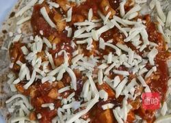 番茄洋葱鸡肉披萨的做法图解2