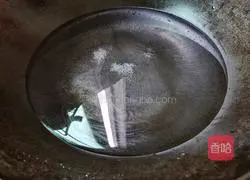 Illustration of how to cook lettuce with fungus 6