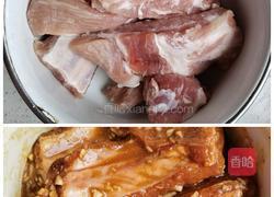 蒜香烤排骨的做法图解1