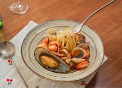 蒜香辣味海鲜意面