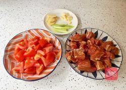 番茄牛腩炖土豆的做法图解2