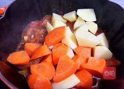 番茄牛腩炖土豆的做法图解17