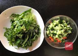 鸡肉蔬菜饼的做法图解3