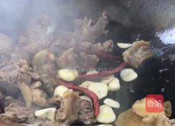 豆腐炖牛腩的做法图解9