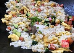 家常五彩炒饭的做法图解9