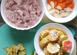 排骨汤的做法图解1