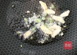 香菇鸡丝面的做法图解3