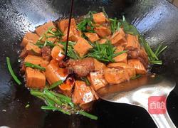 韭菜烧豆腐的做法图解12