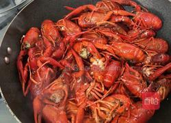 香辣麻辣小龙虾的做法图解2