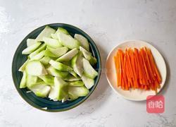 虾皮丝瓜汤的做法图解3