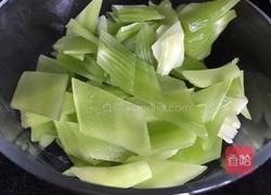 番茄炒莴笋的做法图解3