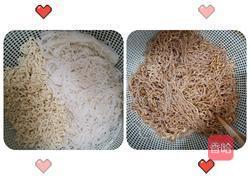 包菜炒粉面的做法图解1