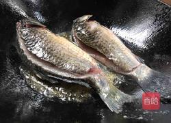 葱烤鲫鱼的做法图解5