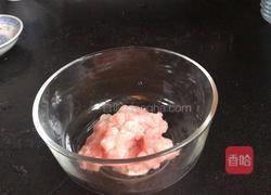 肉末辣炒玉米粒的做法图解1