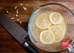 柠檬白菜鸡肉菜的做法图解2