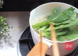 小白菜瘦肉面条的做法图解6