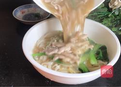 小白菜瘦肉面条的做法图解10