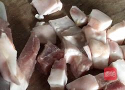 五花肉烧小土豆的做法图解3