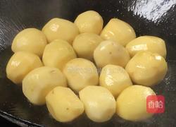 五花肉烧小土豆的做法图解7