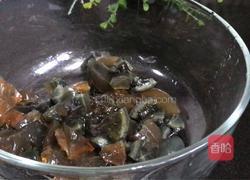 虾皮皮蛋汤的做法图解3