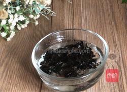 木耳炒粉丝的做法图解1