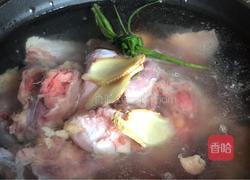 红枣香菇老鸡汤的做法图解6