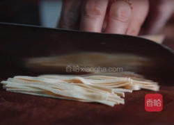 牛肉酸辣汤的做法图解2