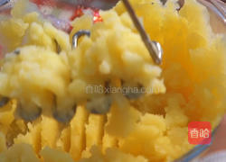 牛肉沙拉的做法图解1