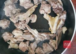 柱侯酱焖鸭的做法图解3